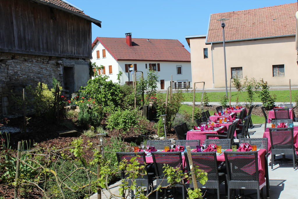 Le Champ Des Lys Hotel Amancey Exterior photo