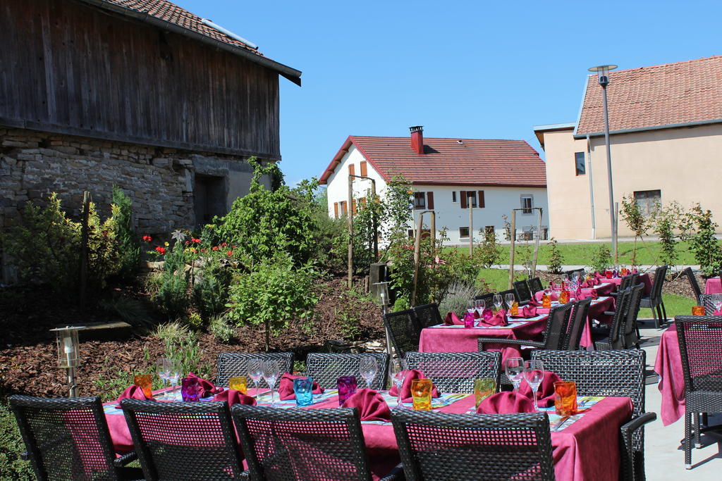 Le Champ Des Lys Hotel Amancey Exterior photo