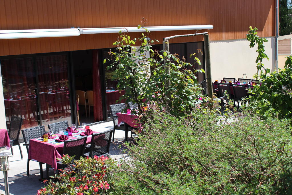 Le Champ Des Lys Hotel Amancey Exterior photo